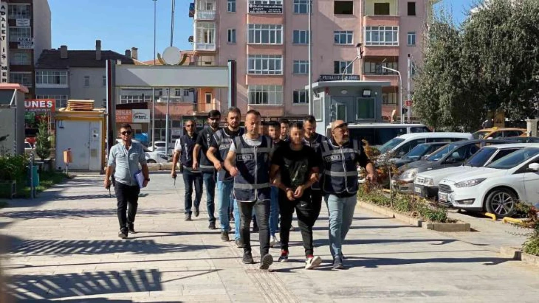 Niğde'deki cinayette 4 şüpheli adliyede