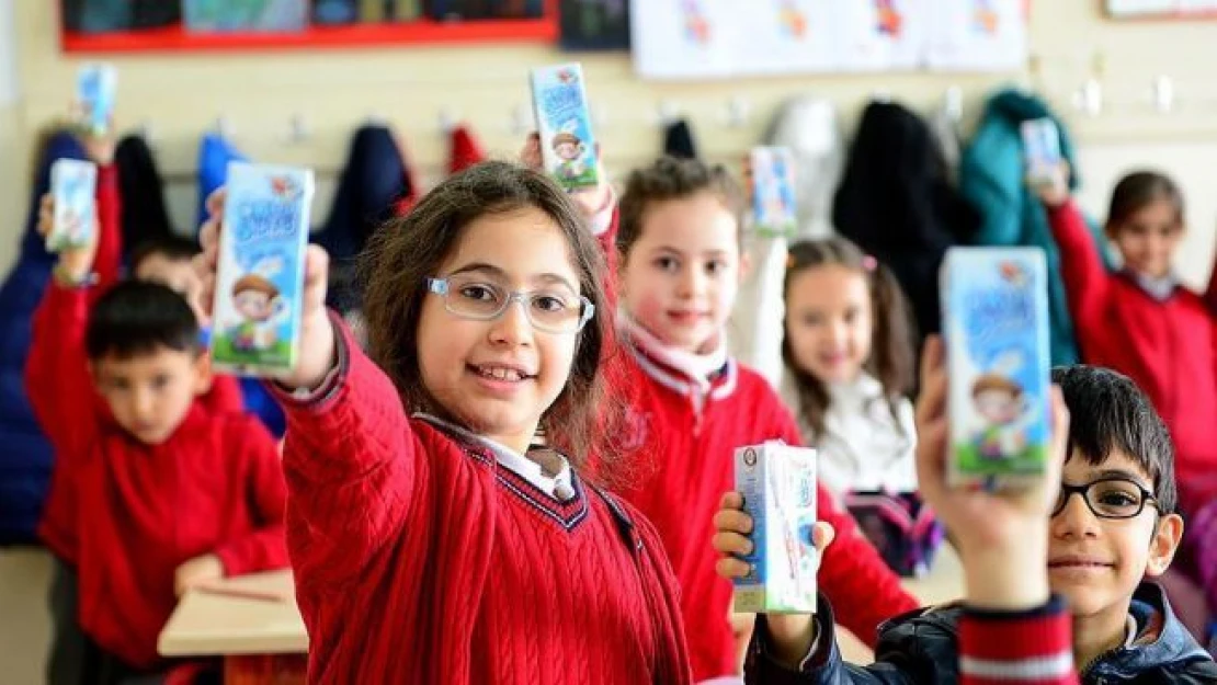 Okul sütünden 6 milyon 12 bin öğrenci yararlanacak