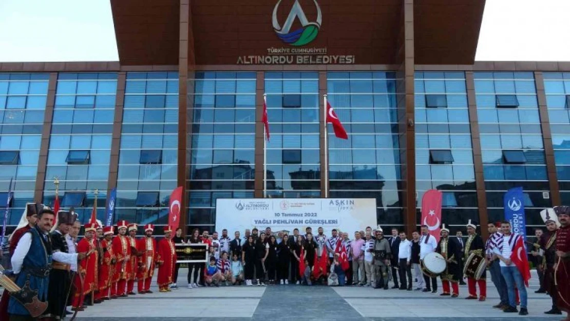 Ordu'da 52 başpehlivan yağlı güreşlerde kol bağlayacak