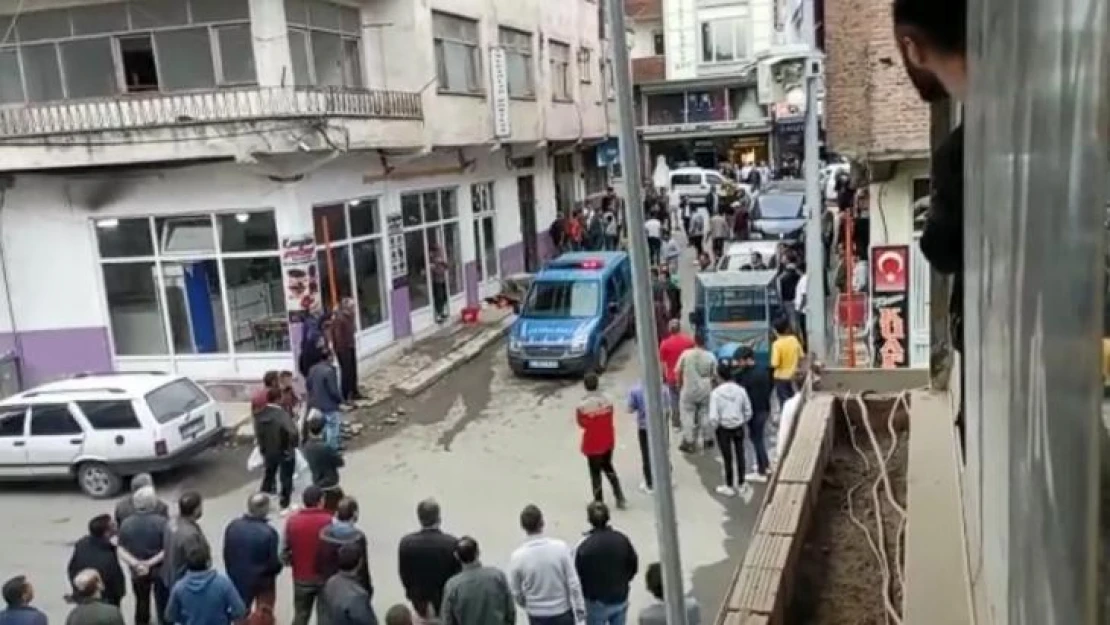 Ordu'da sokaktaki kavgada 1 kişi yaralandı, polis havaya 9 el uyarı ateşi açtı