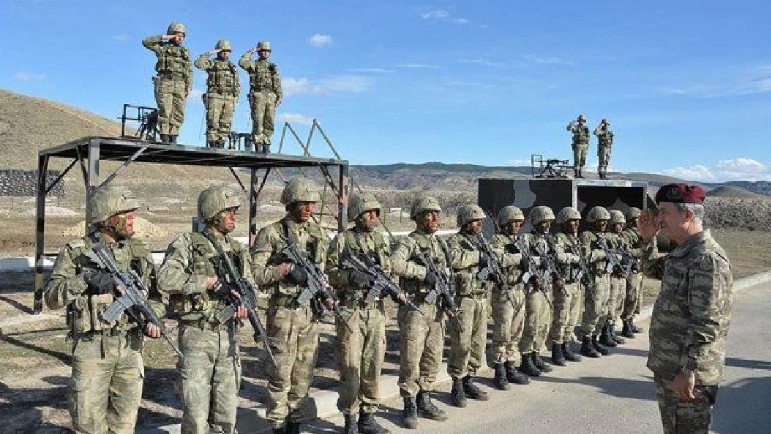 Orgeneral Akar'dan Özel Kuvvetler'e ziyaret