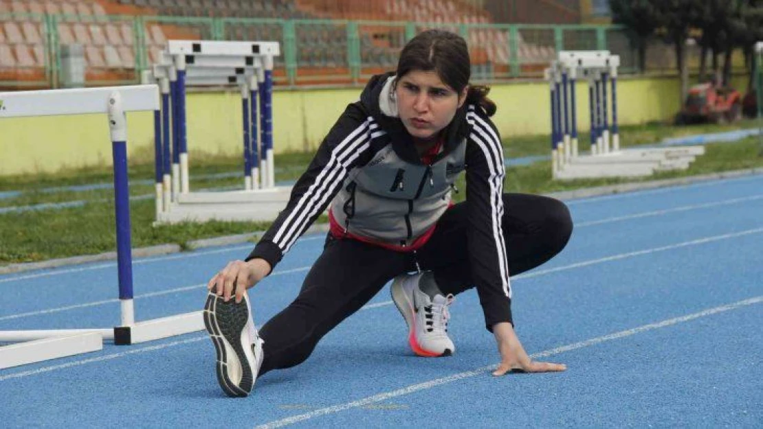 Otizmi onu 'pes' ettirmedi, başarıdan başarıya koşuyor
