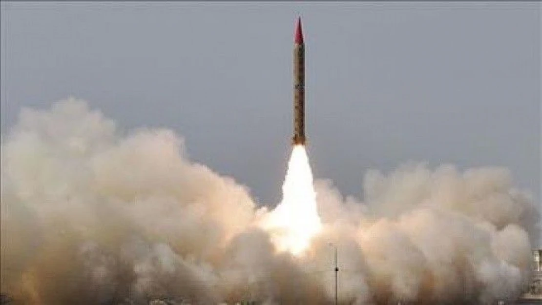 Pakistan'dan uzun menzilli füze denemesi