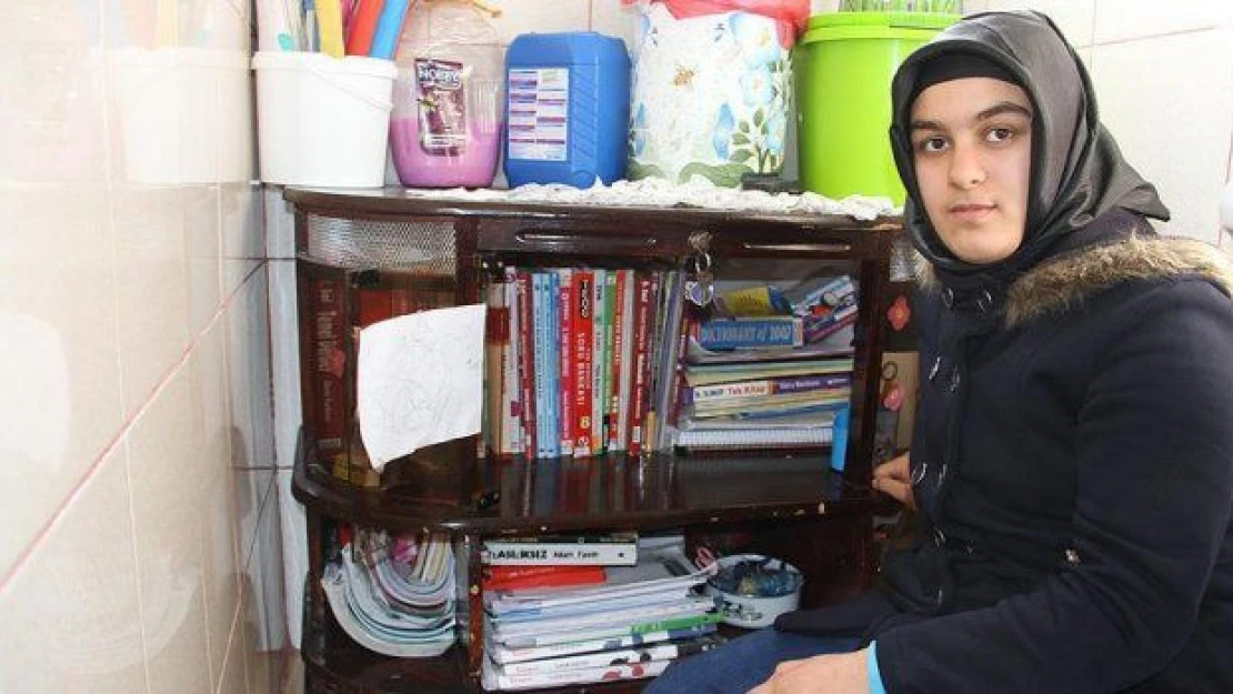 PKK, okulunu 2 kez ateşe verdi, Sidem ise TEOG'da Şemdinli'nin gururu oldu!
