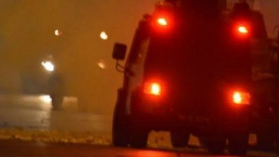 PKK yandaşları Cizre'yi savaş alanına çevirdi