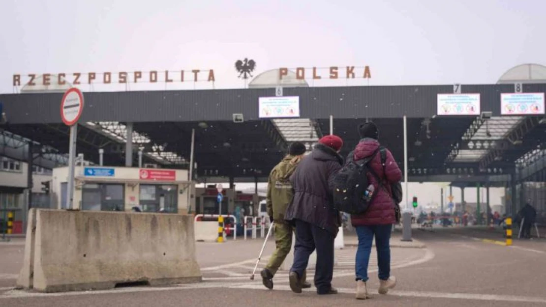 Polonya'ya gelen Ukraynalı mültecilerin sayısı 1,9 milyona yaklaştı