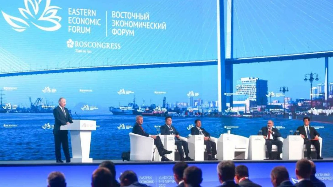 Putin: 'Batı'nın yaptırımları boyun eğdirmeye yönelik'