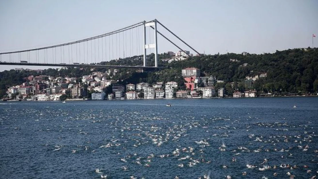 Rus sporculardan Boğaziçi Yüzme Yarışı'na büyük ilgi