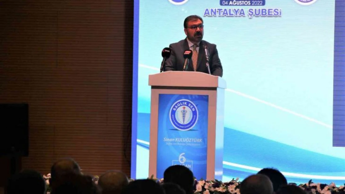 Sağlık-Sen Antalya Şubesi'nde, Kuluöztürk güven tazeledi