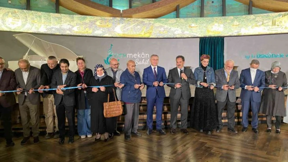 Sanatseverler 'Denizler Mürekkep Olsa' hat sergisi ile Üsküdar'da bir araya geldi