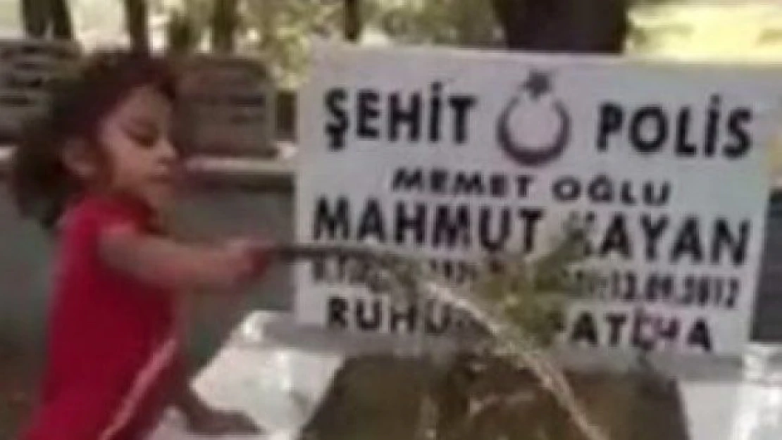 Şehidin küçük kızı: 'Canım babam, kahraman babam' (VİDEO)