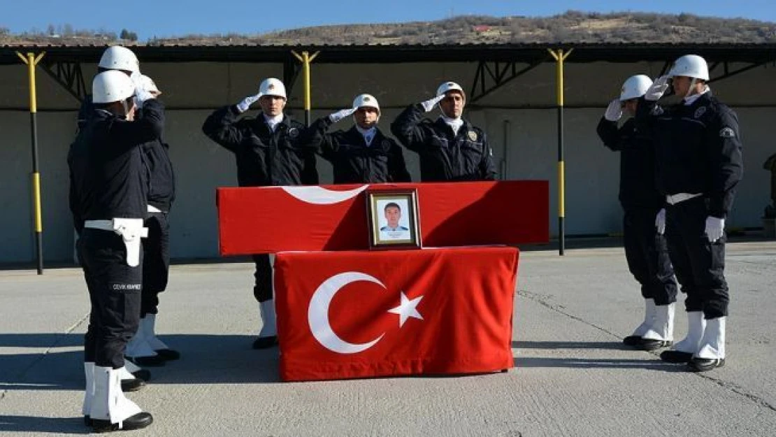 Şehit polis memuru için tören düzenlendi