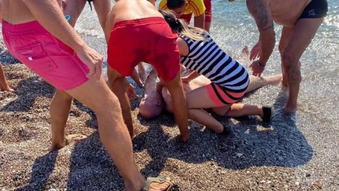 Sırp turist tatile geldiği Antalya'da kalp krizi geçirerek hayatını kaybetti