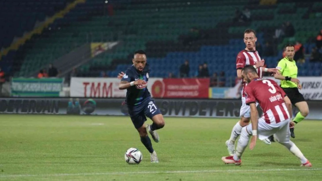 Spor Toto Süper Lig: Çaykur Rizespor: 1 - Sivasspor: 2 (Maç sonucu)