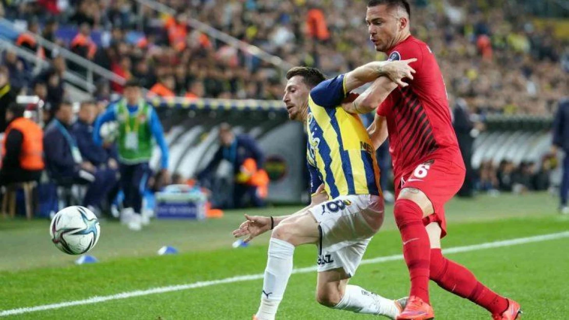 Spor Toto Süper Lig: Fenerbahçe: 1 - Gaziantep FK: 0 (İlk yarı)