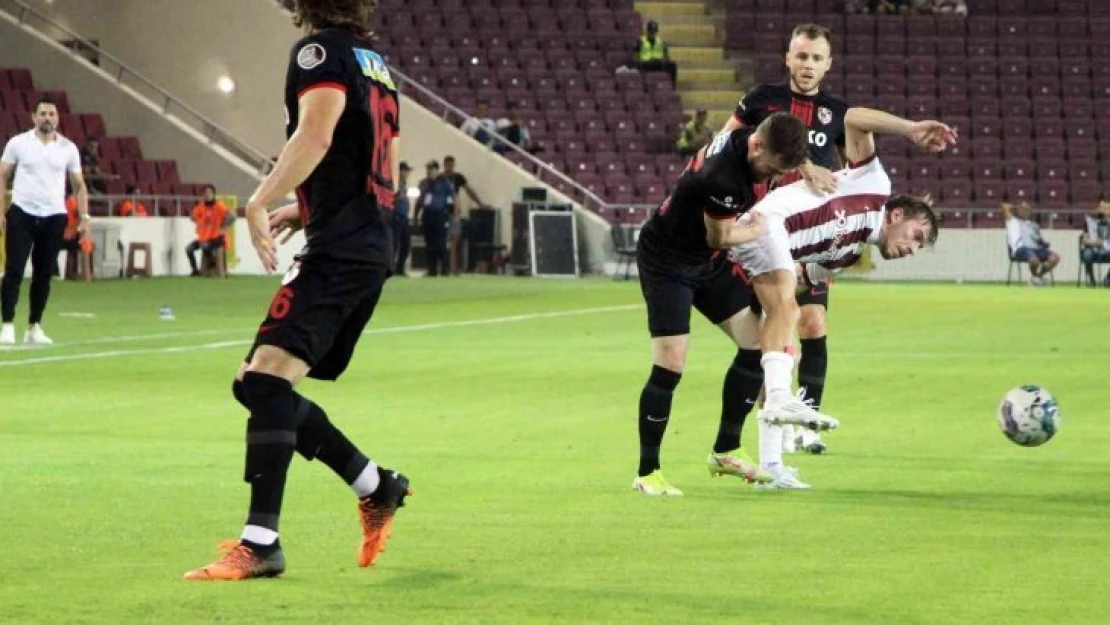 Spor Toto Süper Lig: Hatayspor: 1 - Gaziantep FK: 1 (İlk yarı)