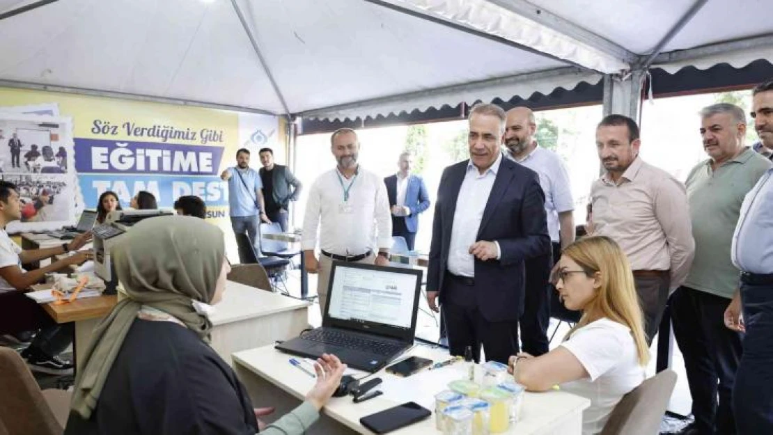 Sultangazi Belediyesi Eğitime Destek Akademisi, 446 öğrenciyi üniversiteye yerleştirdi