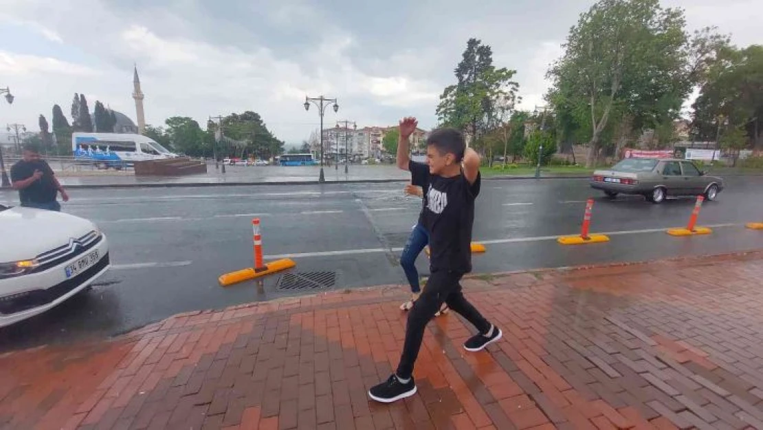Tekirdağ'da sağanak yağış