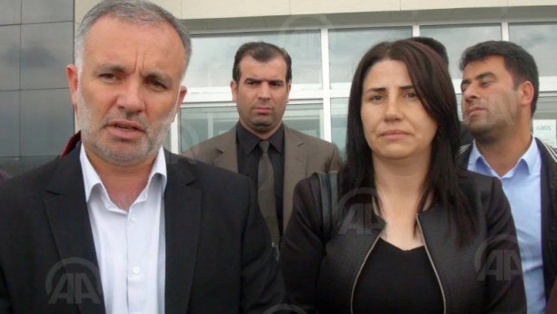 Terörist vuruyor hamisi HDP &quotbarış" diyor