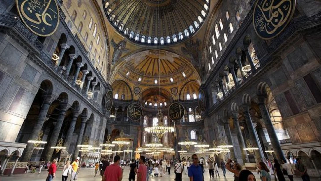 Turistler en çok Ayasofya Müzesi'ni ziyaret etti
