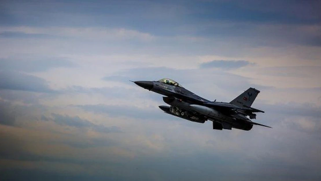 Türk F-16'larına Suriye sınır hattında radar tacizi