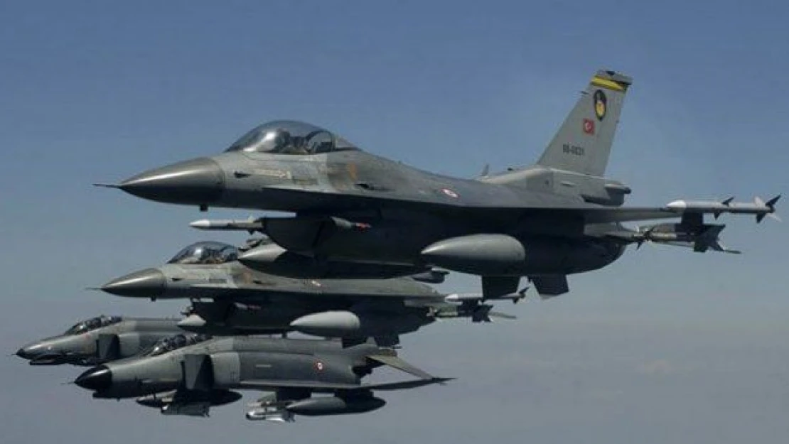 Kuzey Irak'a operasyon: 60 terörist öldürüldü