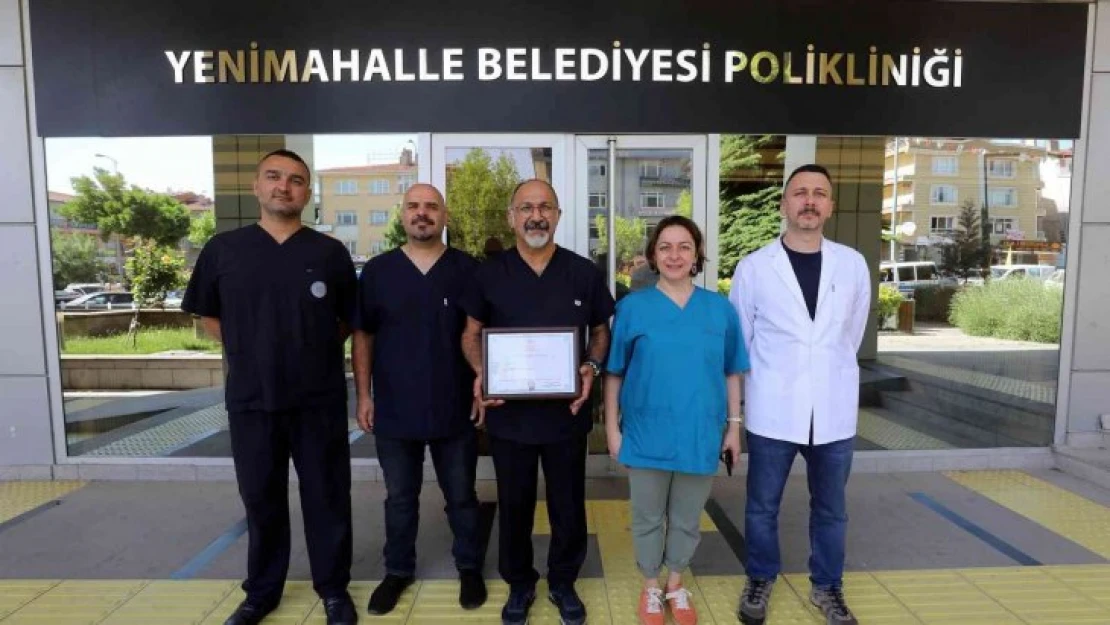 Türkiye'nin ilk ruhsatlı belediye kliniği Yenimahalle'de