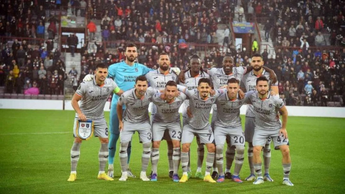 UEFA Avrupa Konferans Ligi: Hearts: 0 - Başakşehir: 1 (İlk yarı)