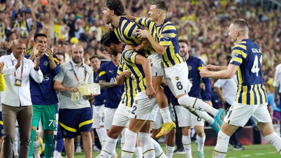 UEFA Avrupa Ligi: Fenerbahçe: 1 - Dinamo Kiev: 0 (İlk yarı)