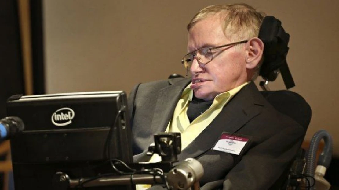 Ünlü fizikçi Hawking: Evreni çözebiliriz ama kadını asla