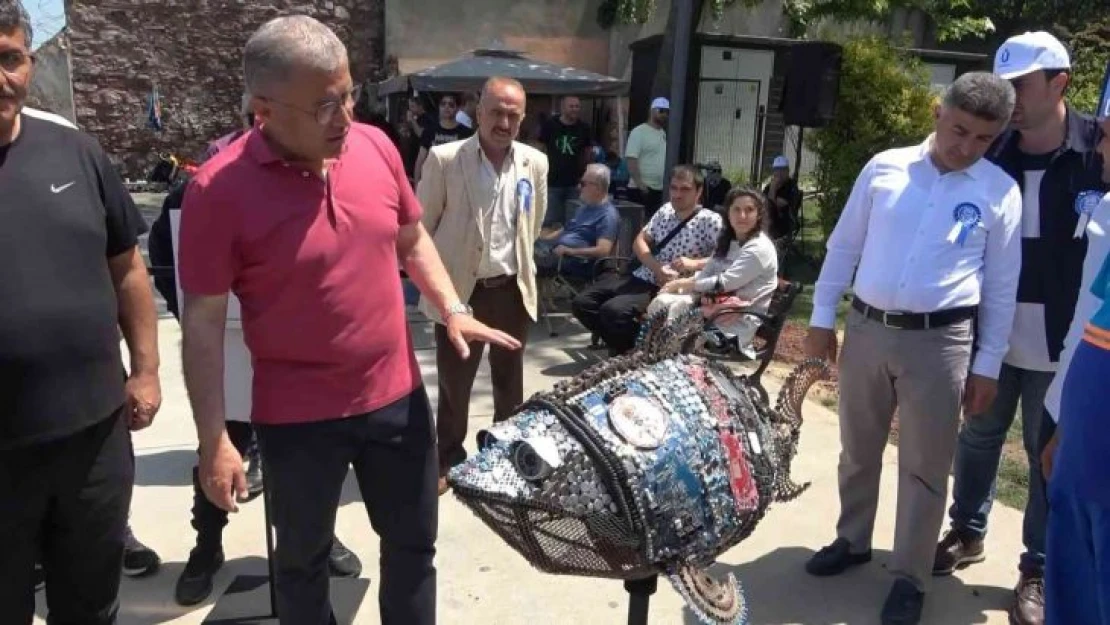 Üsküdar'da denizde ve karada çevre temizliği