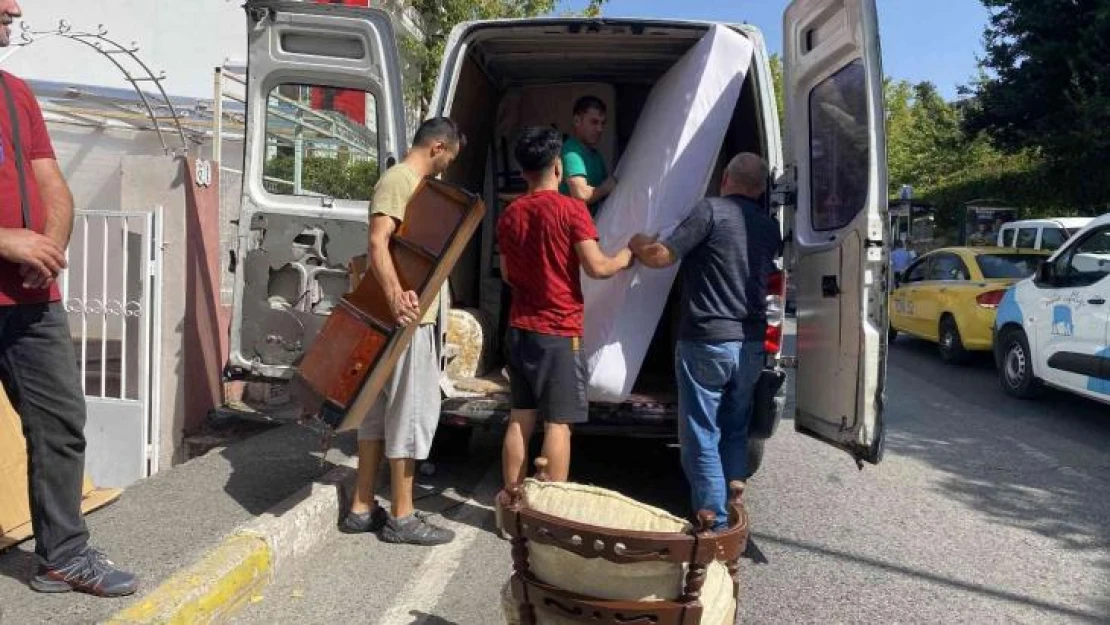 Üsküdar'da Osmanlı döneminden kalma tapusu olan tarihi yalı İBB tarafından tahliye edildi