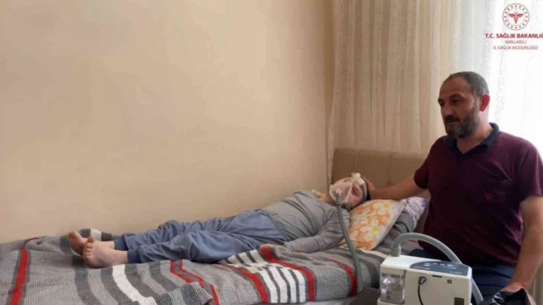 Yatağa bağımlı olarak yaşayan down sendromlu hastanın yardımına sağlık teşkilatı yetişti