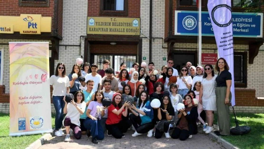 Yaz kampı öğrencilerinden 'Kelebeğin dünyası' projesine destek