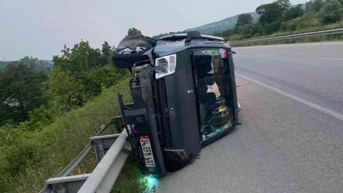 Yemin törenine giderken kaza geçirdiler: 2 yaralı