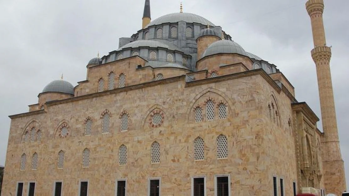 Yığma taş cami 29 yılda tamamlandı