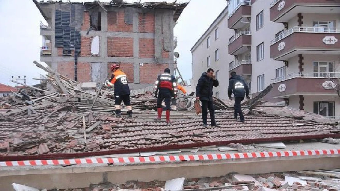 Yozgat'ta hasarlı binanın çökmesine ilişkin soruşturma başlatıldı