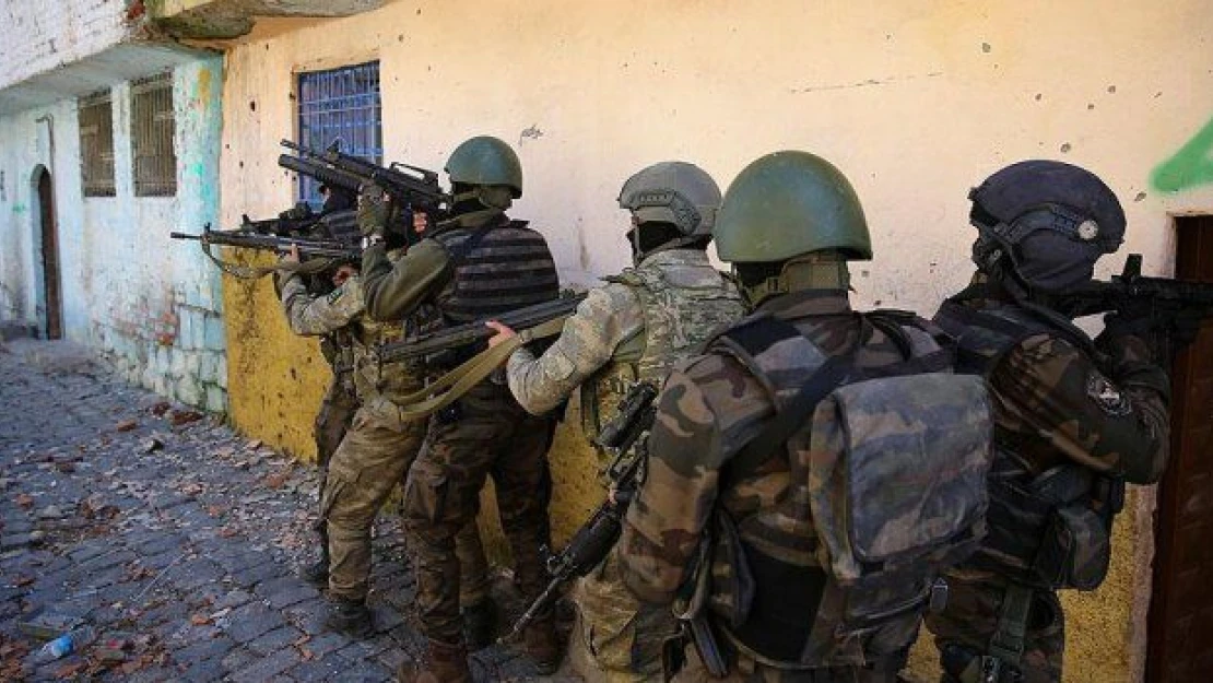 Yüksekova'da 16 terörist etkisiz hale getirildi