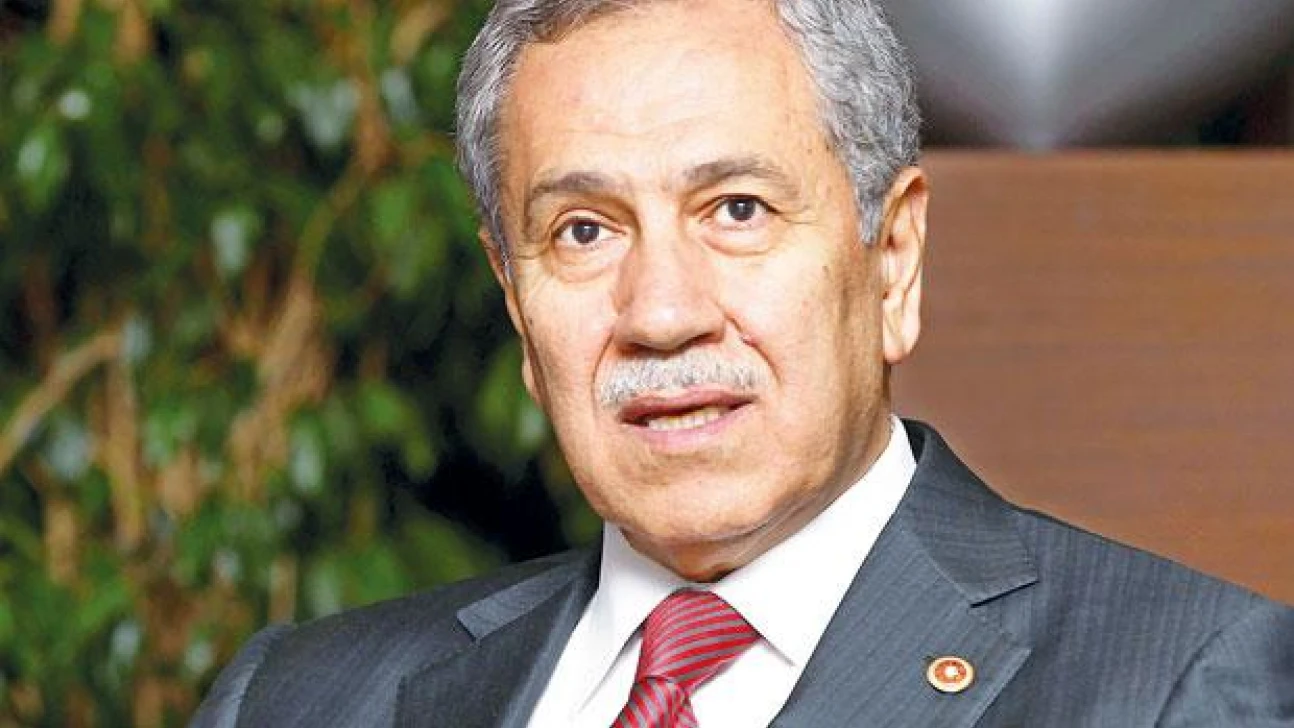 Arınç'tan çarpıcı açıklamalar: Yola çıktıklarınızı yolda bulduklarınızla değiştirirseniz...