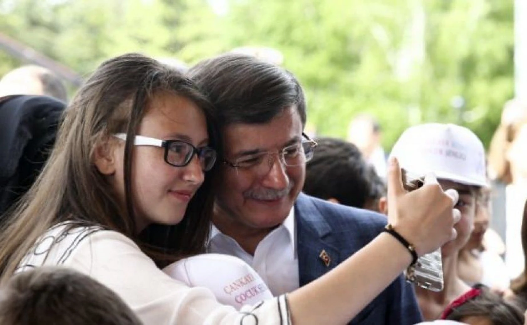 Başbakan Davutoğlu,''Çankaya Köşkü Çocuk Şenliği''ne katıldı