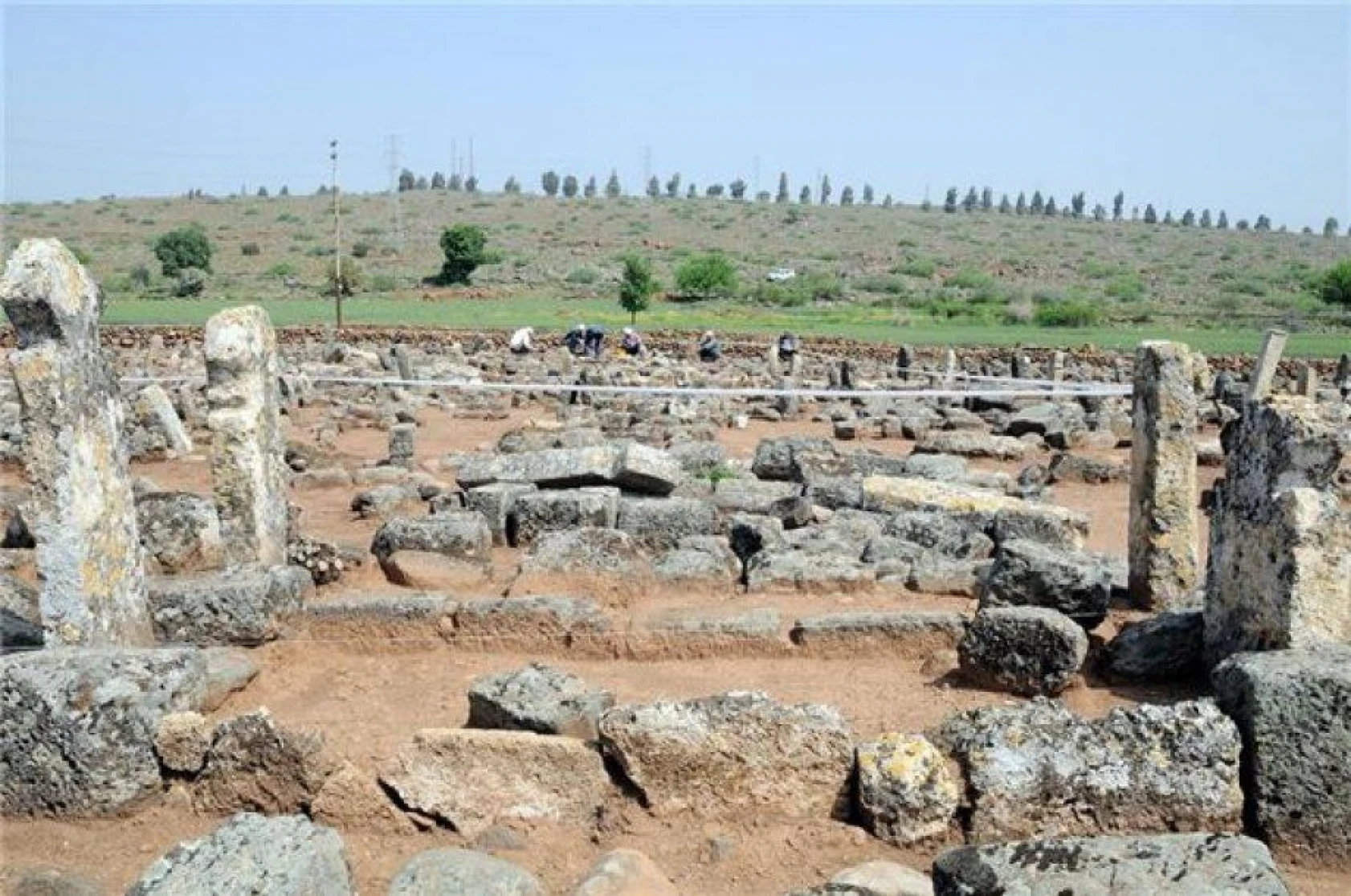 Hatay'da Kayı Boyu damgalı mezar taşları bulundu