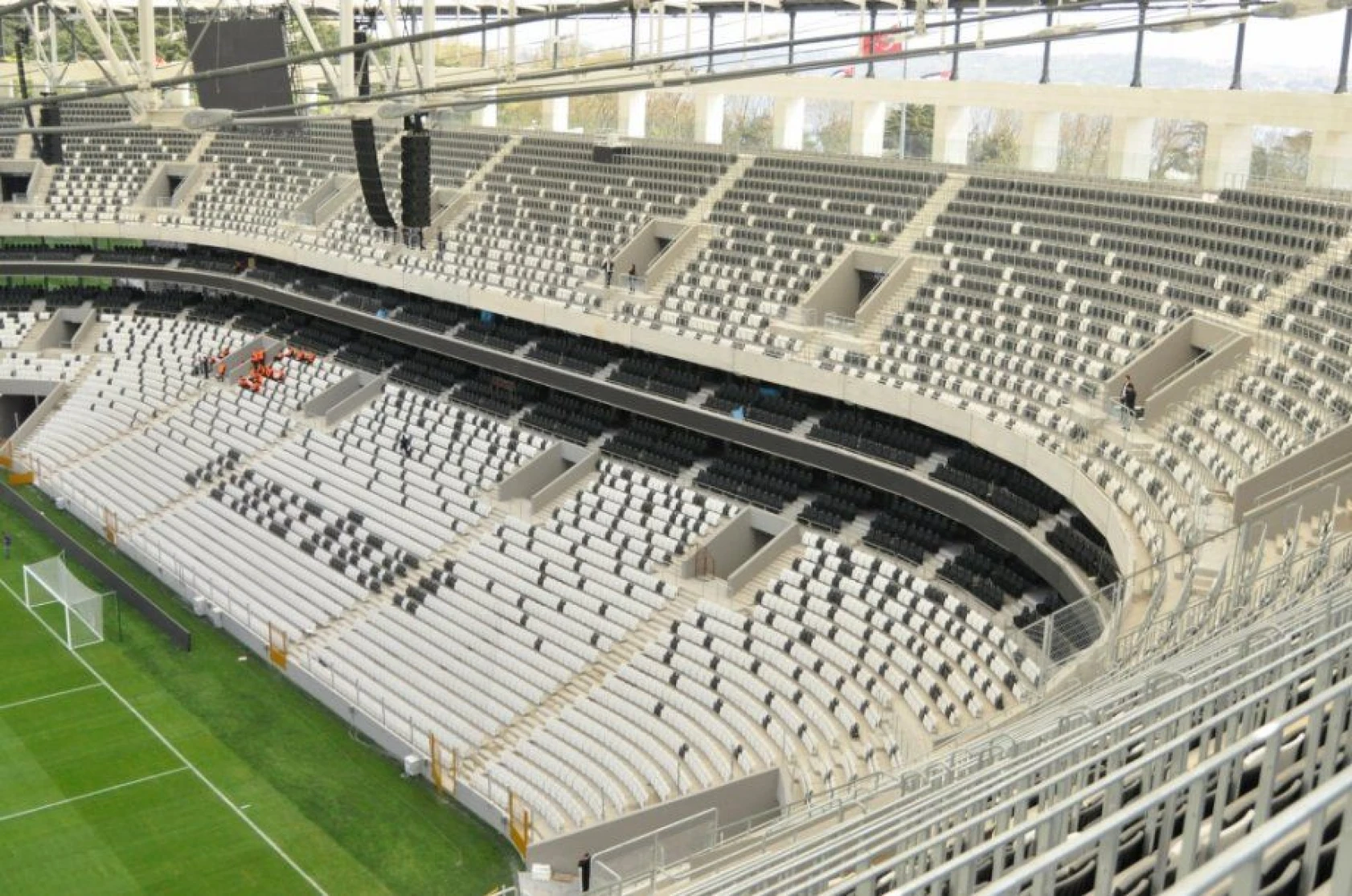 Vodafone Arena açılıyor