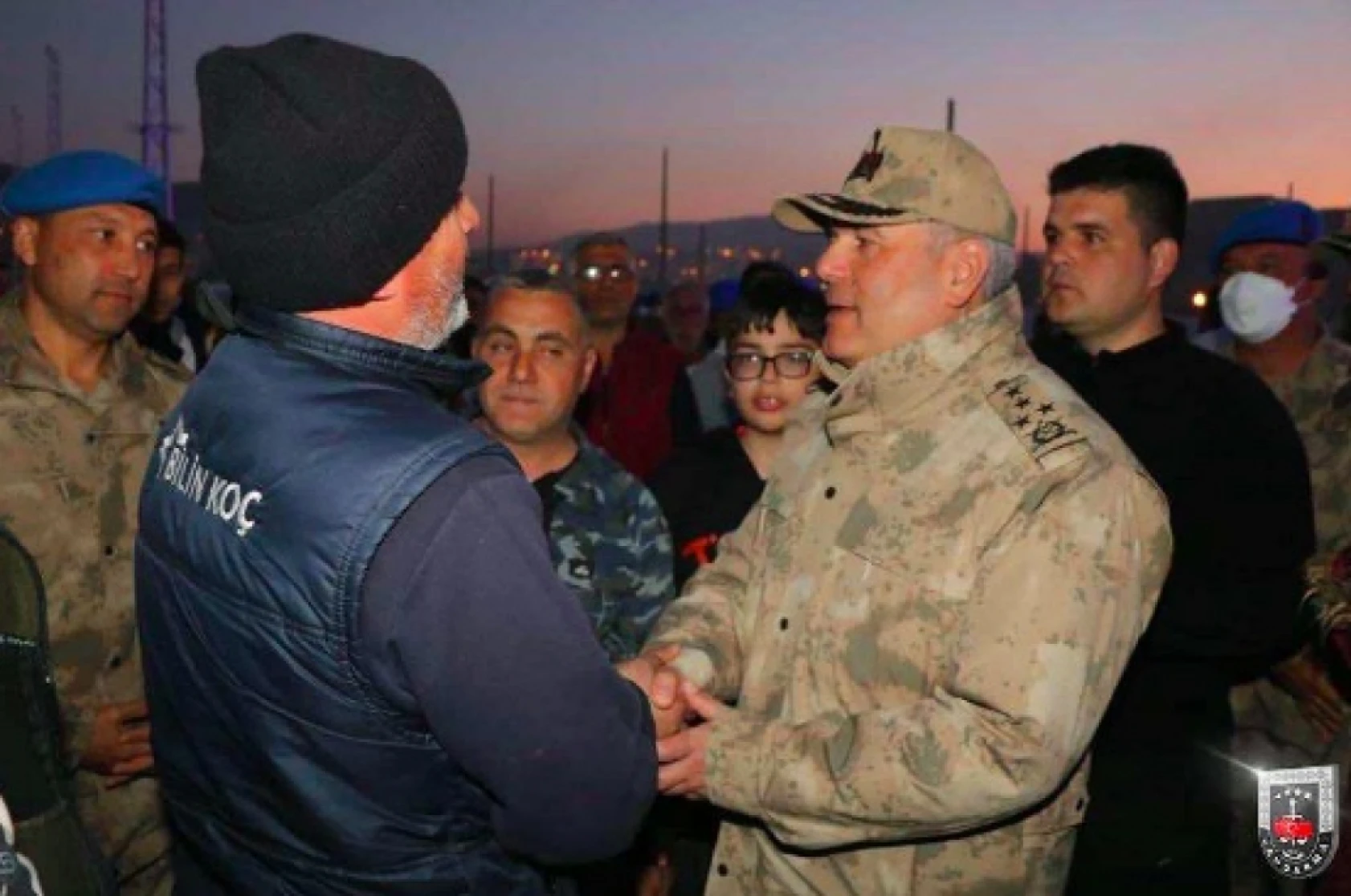 Jandarma teşkilatı depremzedeler için seferber oldu