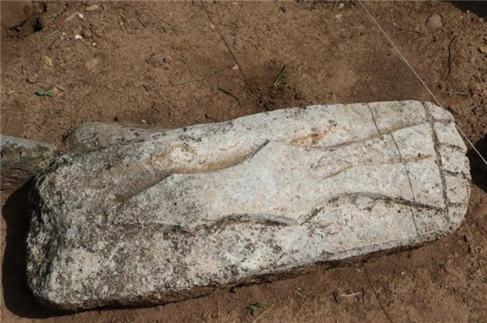 Hatay'da Kayı Boyu damgalı mezar taşları bulundu