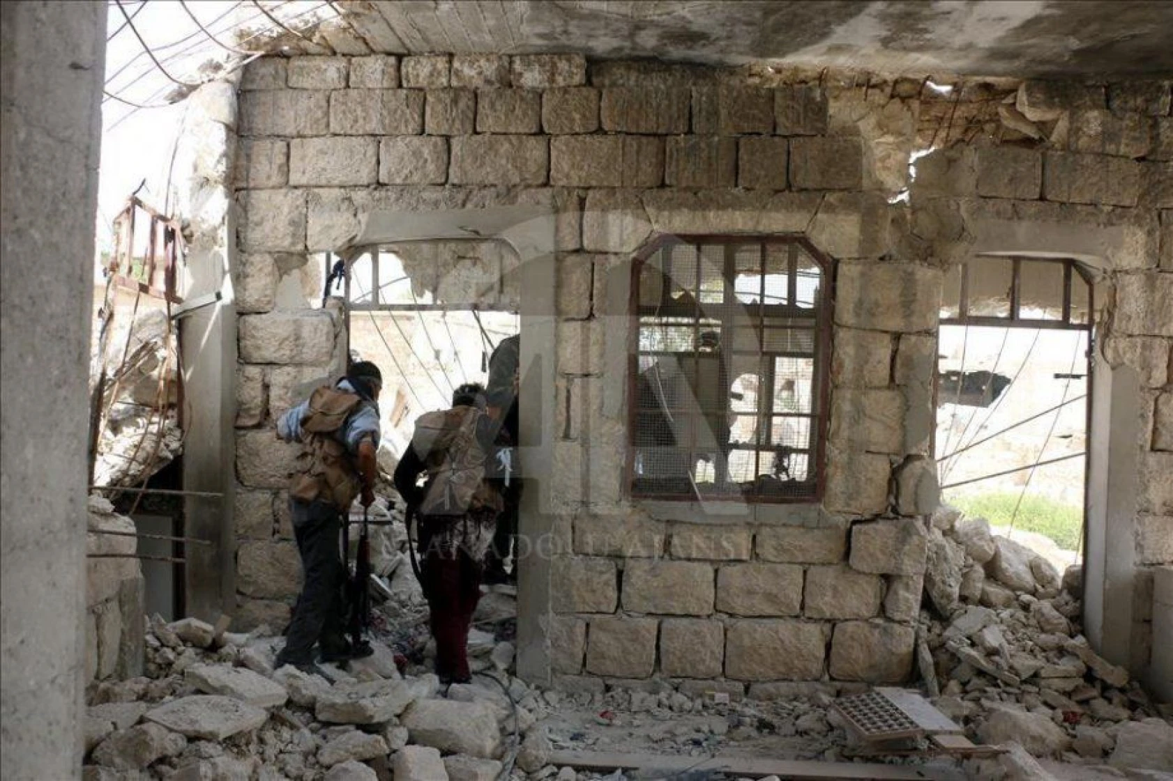 Muhalifler ile rejim güçleri arasında şiddetli çatışmalar