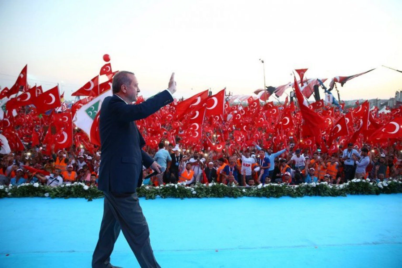 Yenikapı'da DEMOKRASİ VE ŞEHİTLER MİTİNGİ