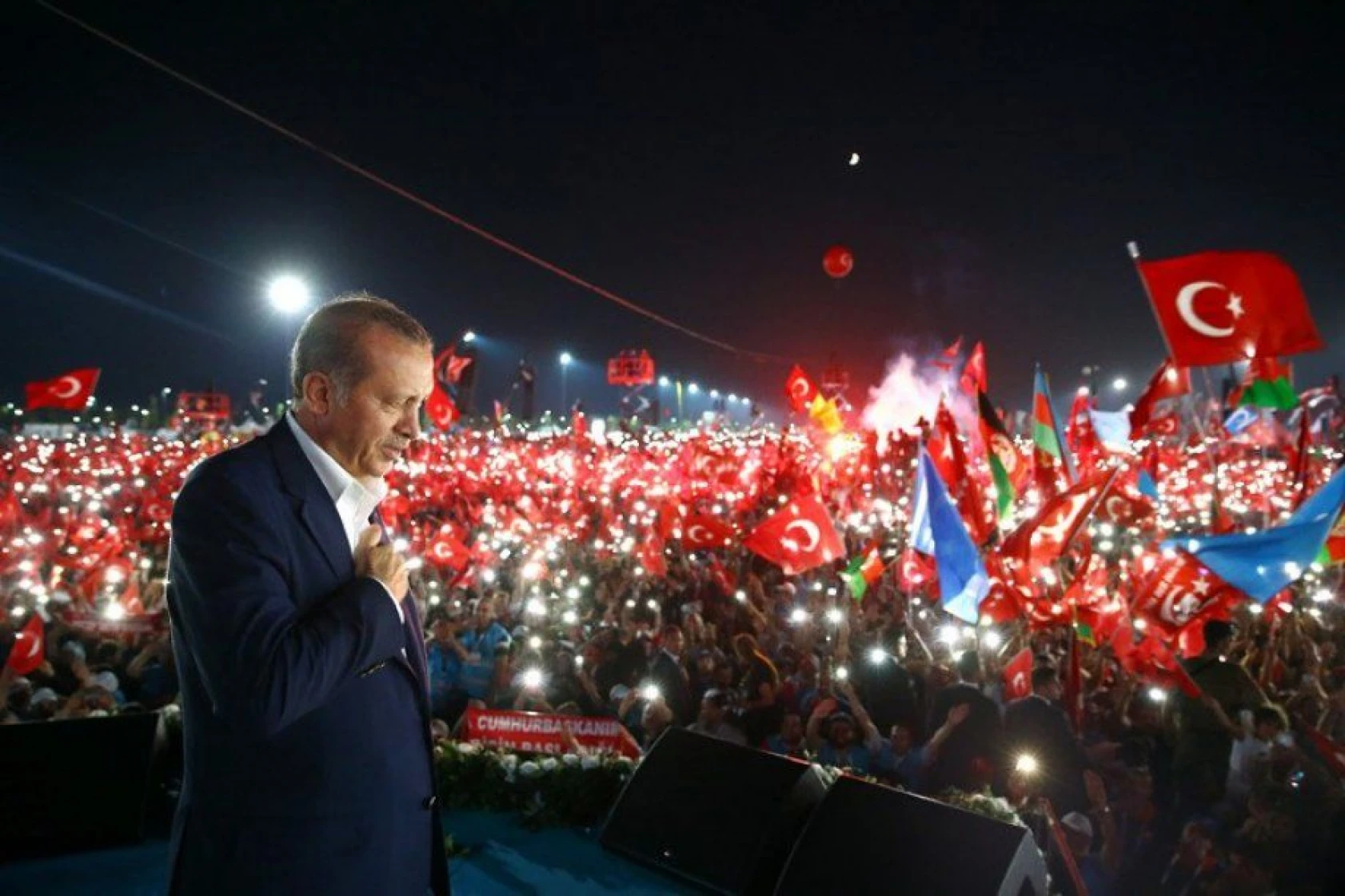 Yenikapı'da DEMOKRASİ VE ŞEHİTLER MİTİNGİ