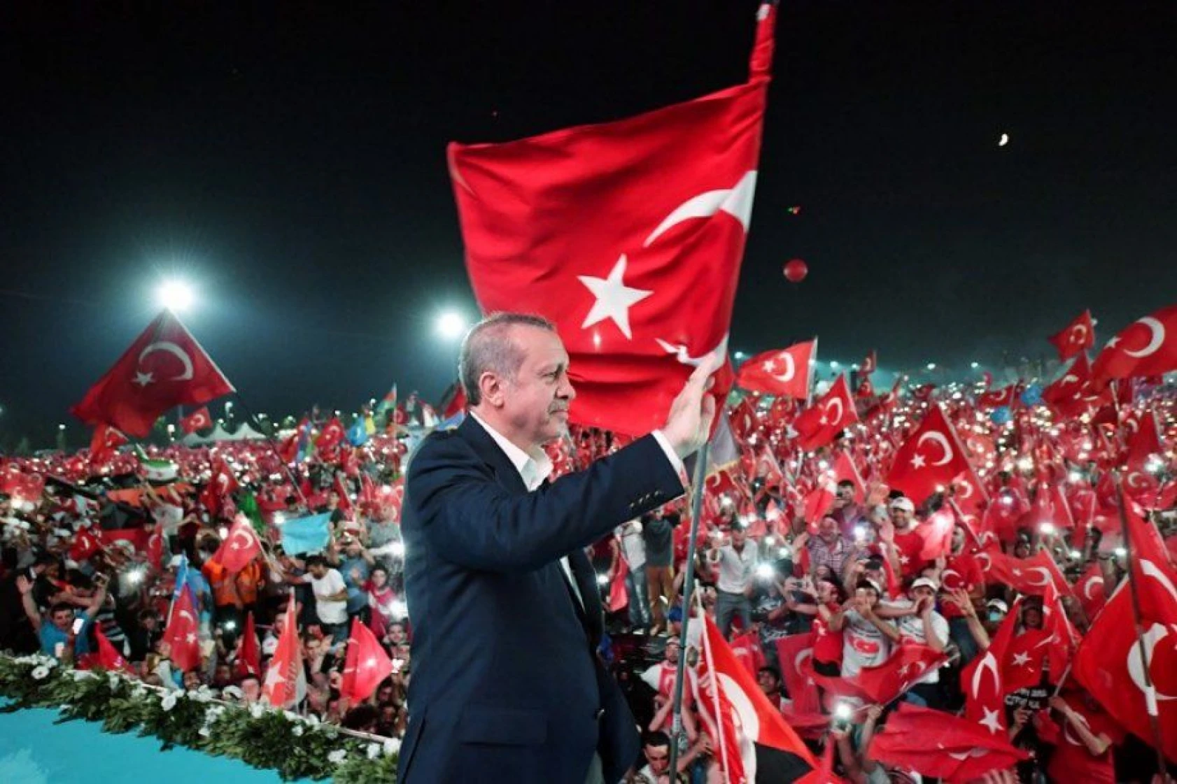 Yenikapı'da DEMOKRASİ VE ŞEHİTLER MİTİNGİ