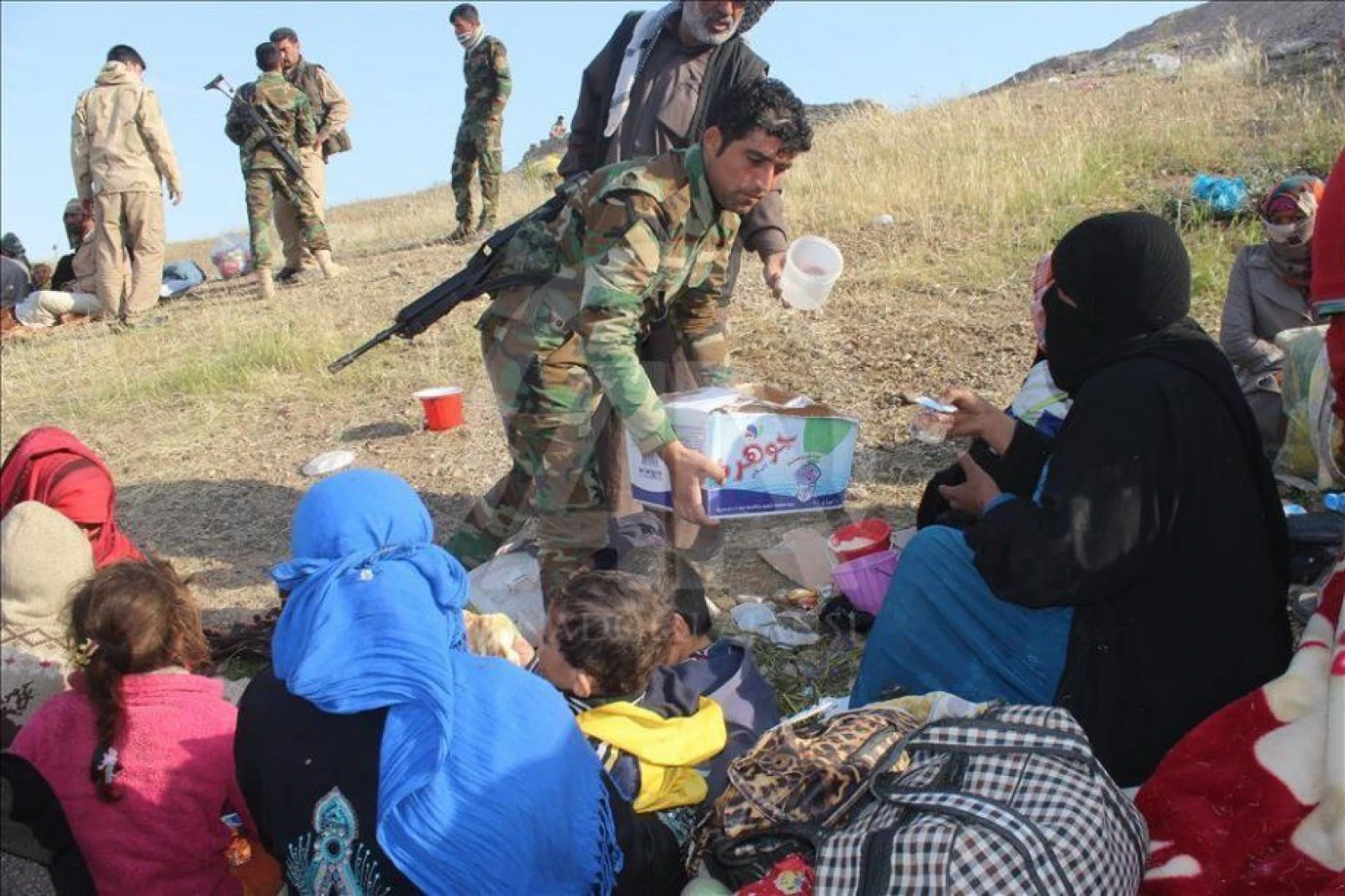 DAEŞ'in kontrolündeki bölgelerden kaçışlar sürüyor