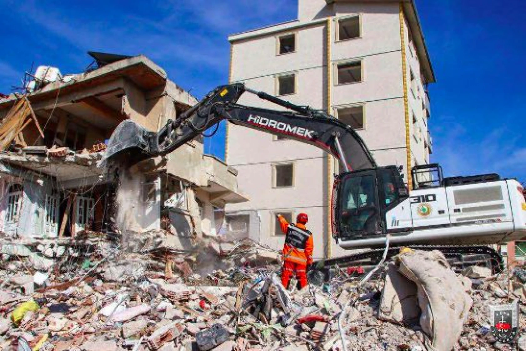 Jandarma teşkilatı depremzedeler için seferber oldu